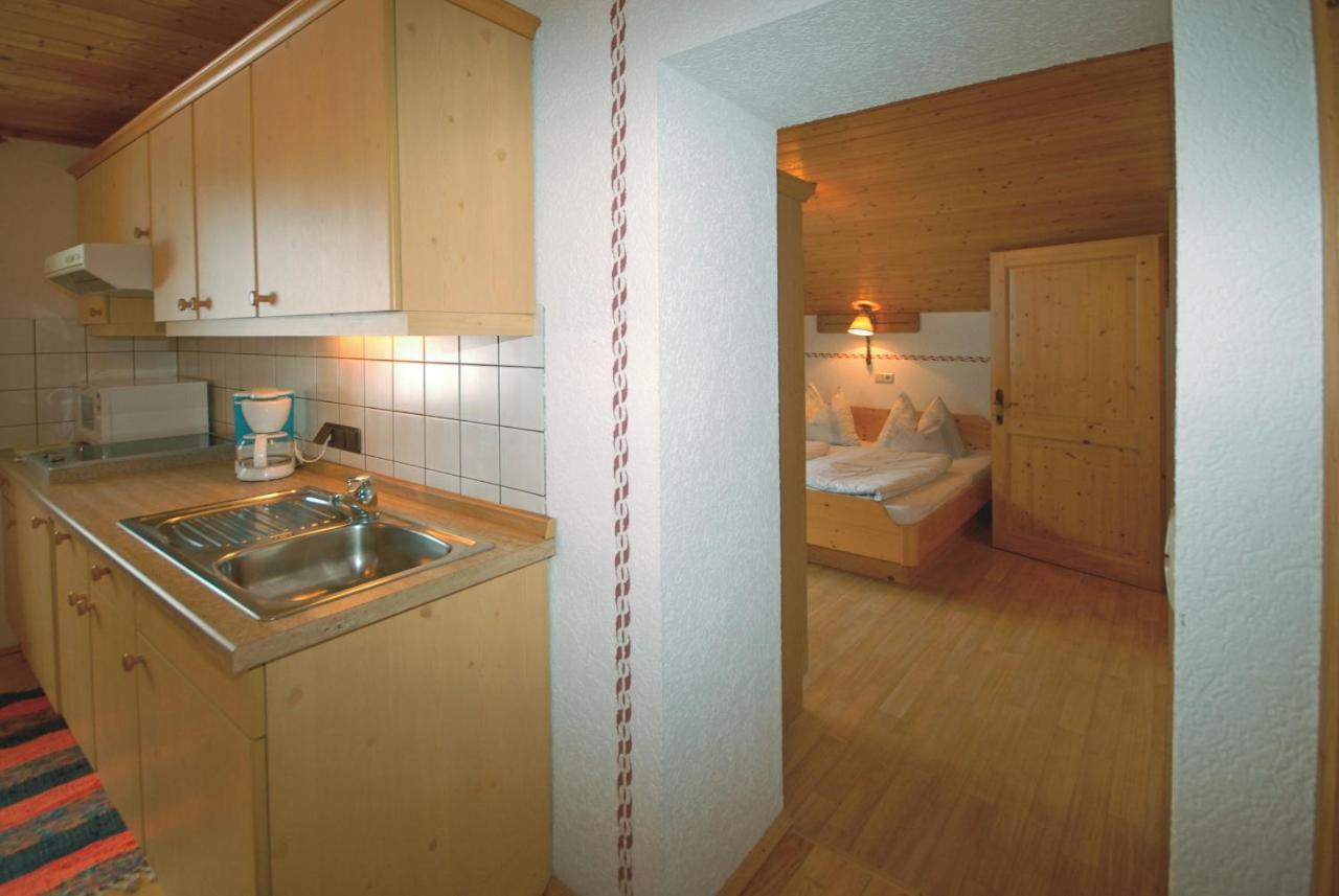 Frühstücks-&Apartmenthaus Maislau Rauris Zimmer foto