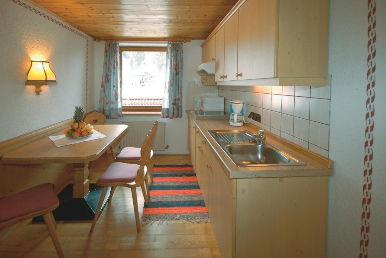 Frühstücks-&Apartmenthaus Maislau Rauris Zimmer foto