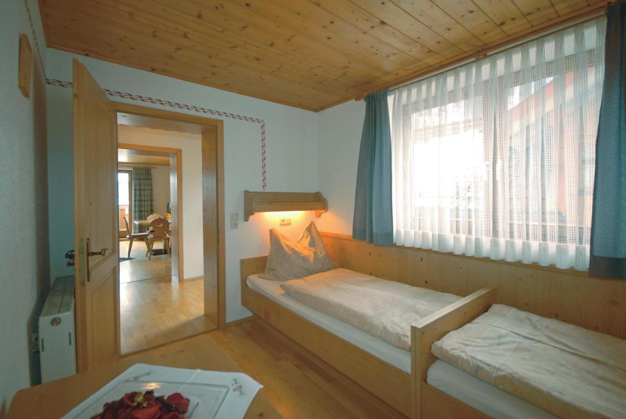 Frühstücks-&Apartmenthaus Maislau Rauris Zimmer foto